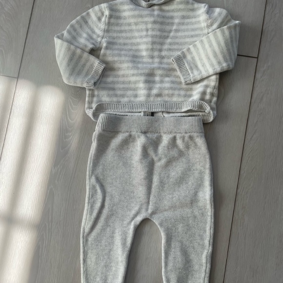 Carters sweater set 6 month outfit - Picture 2 of 5